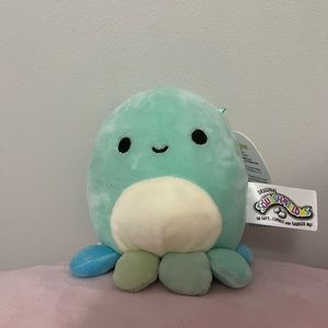 Zobey the octopus squishmallow